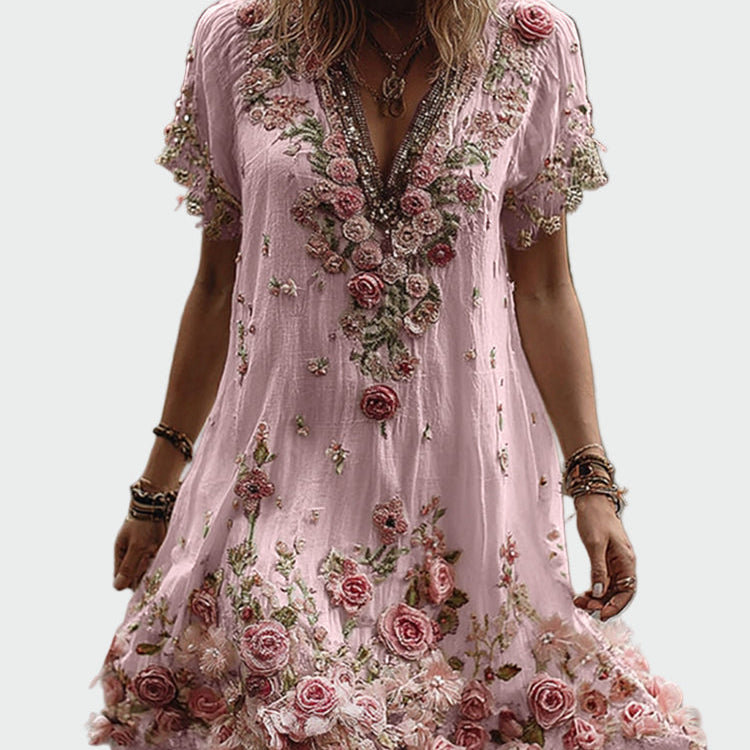 Vintage Style Dress with Short Sleeves and Elegant Floral Embroidery